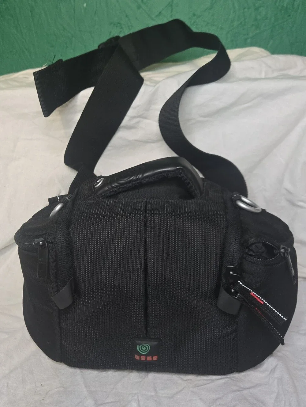 Kata DW 491 Camera Shoulder Bag Nylon Padded Strap Black/Yellow Vintage